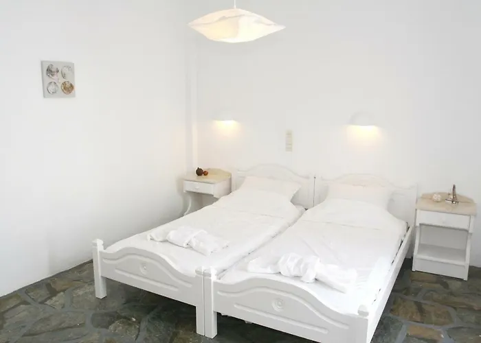 Viglakia * Naousa (Paros)